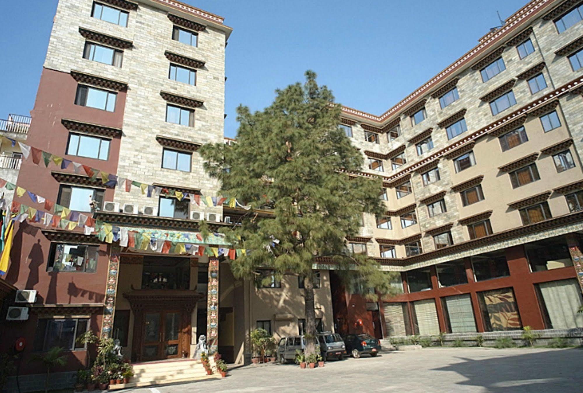 Hotel Tibet International Catmandu Exterior foto